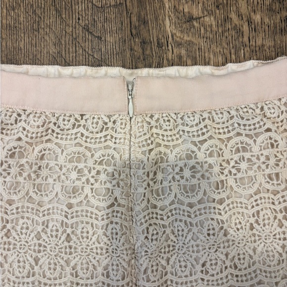 Club Monaco Ivory Lace Mini Skirt - Picture 5 of 9